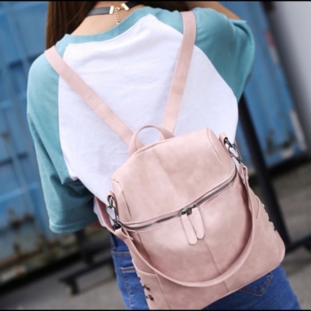 ๐ธBlush Mini Backpack! ๐ธ - Picture 3 of 8
